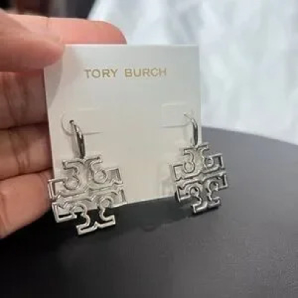 TORY BURCH Roxanne Chain‎ Bracelet - Picture 6 of 10
